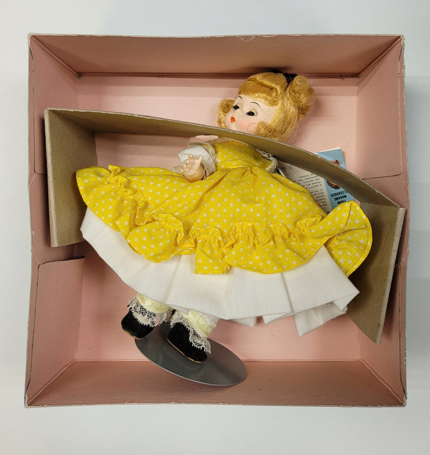 "Amy" 411 Madame Alexander Doll