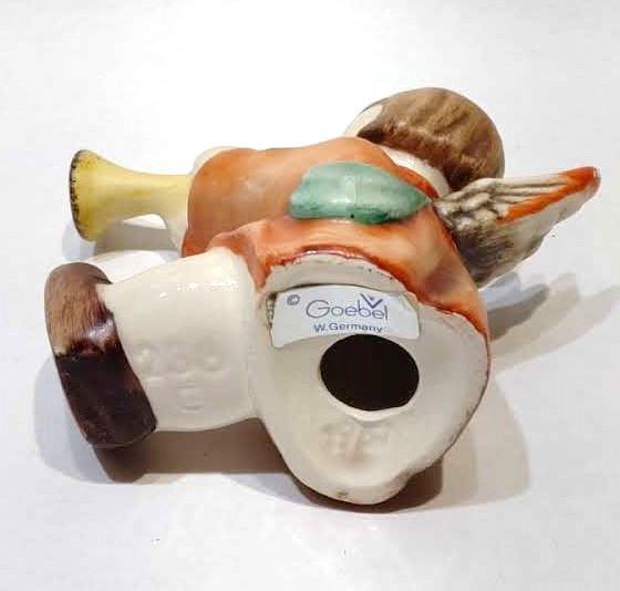 "Angel Playing Horn" Goebel 238