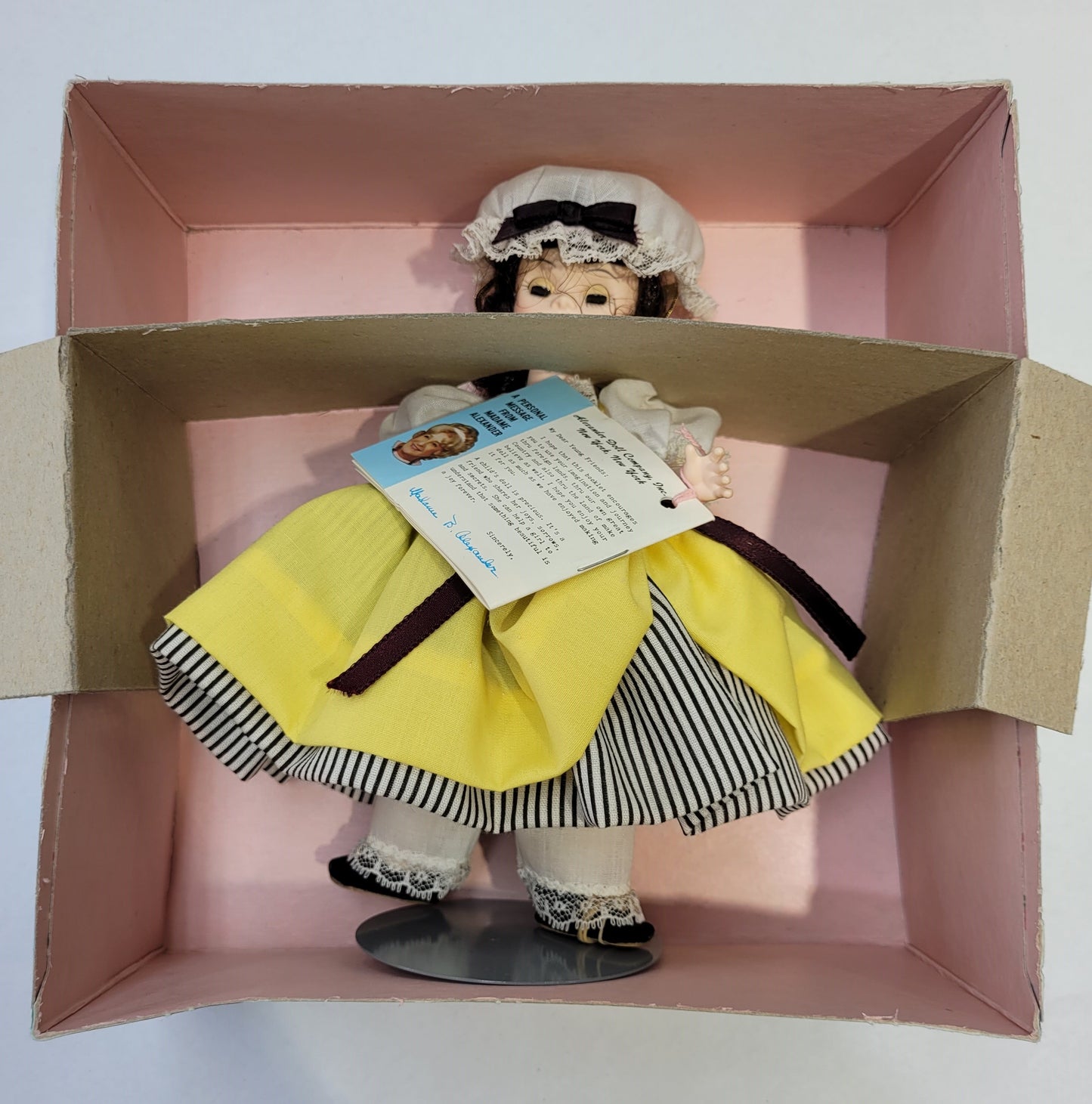 "France" 590 Madame Alexander Doll
