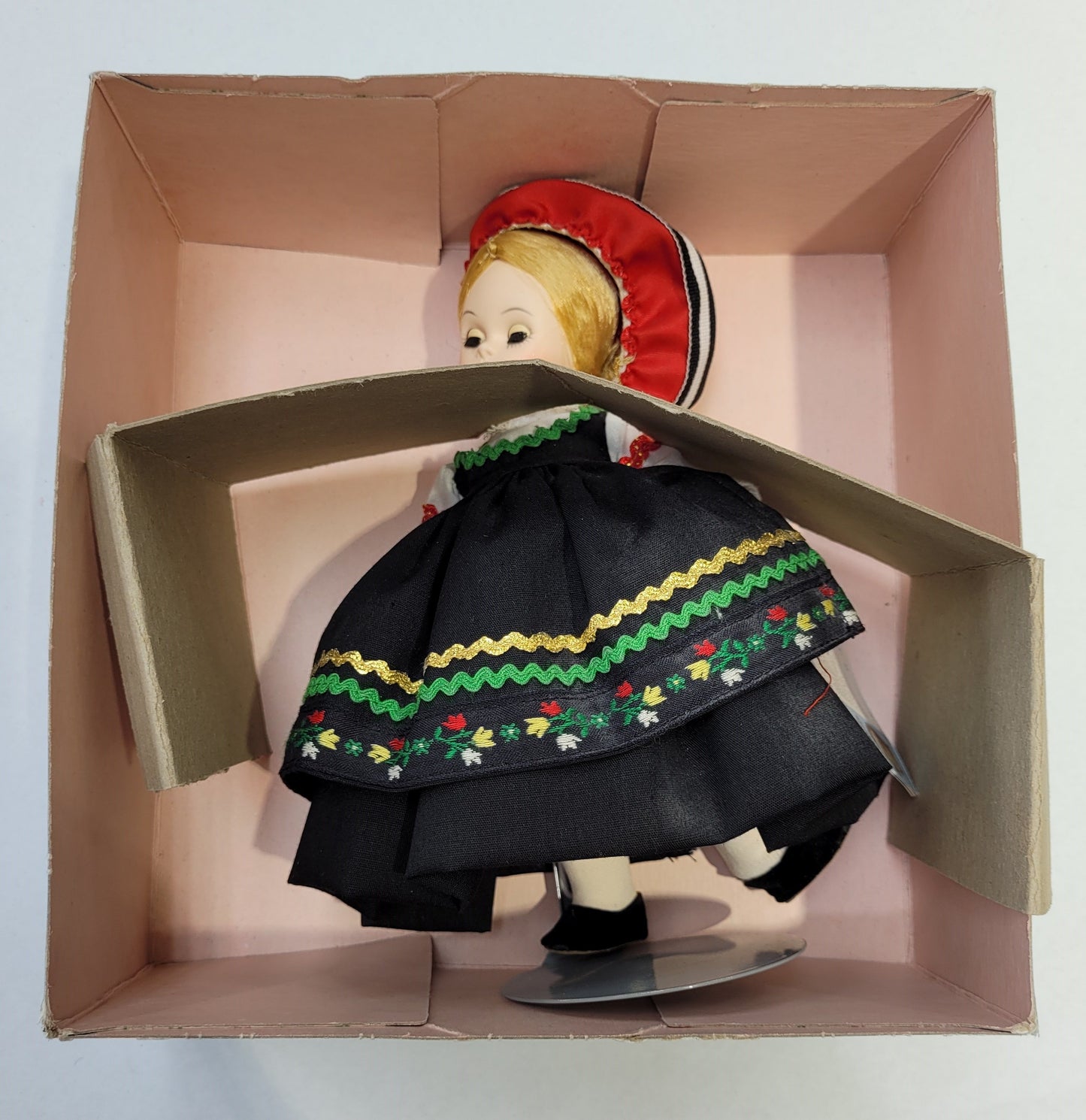 "Finland" 561 Madame Alexander Doll