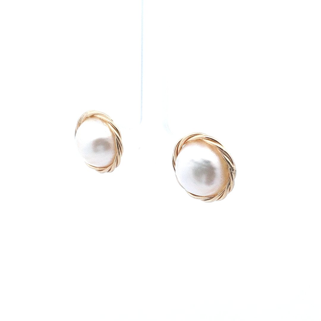 Vintage $350 14K Yellow Gold Mabe Pearl Earrings