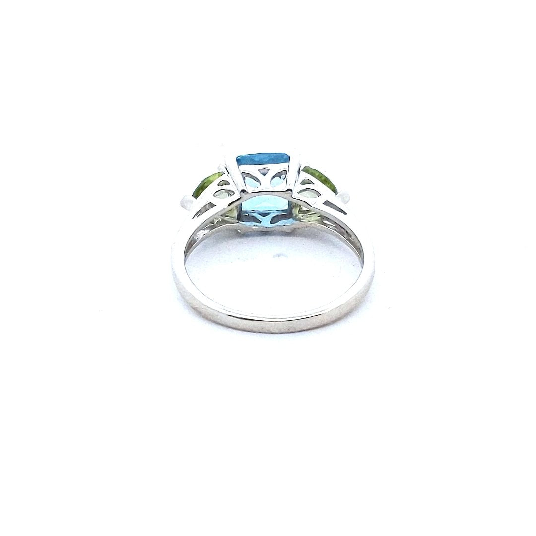 Estate $360 14K Whtie Gold EMA Blue Topaz Peridot Diamond Ring