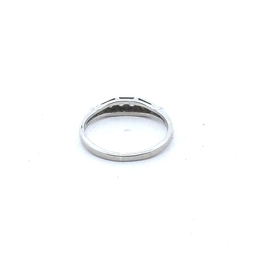 Vintage $400 18K White Gold Diamond Ring