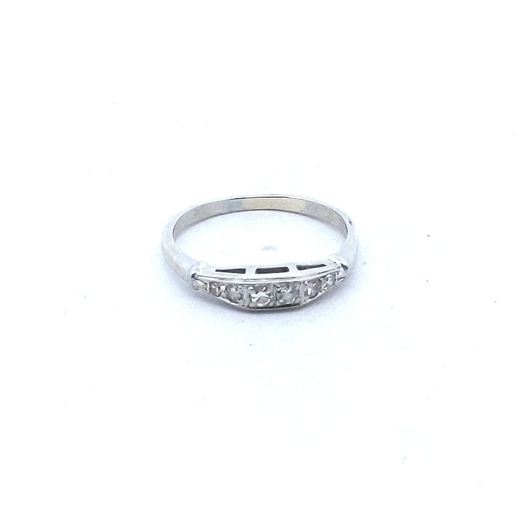 Vintage $400 18K White Gold Diamond Ring