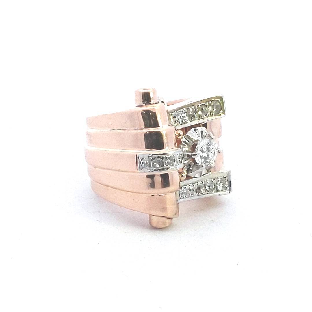Vintage $2600 18K Rose Gold Retro Scroll Design Diamond Ring