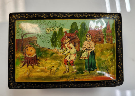 Vintage "Bun" Fairy Tale Russian Lacquerware Box