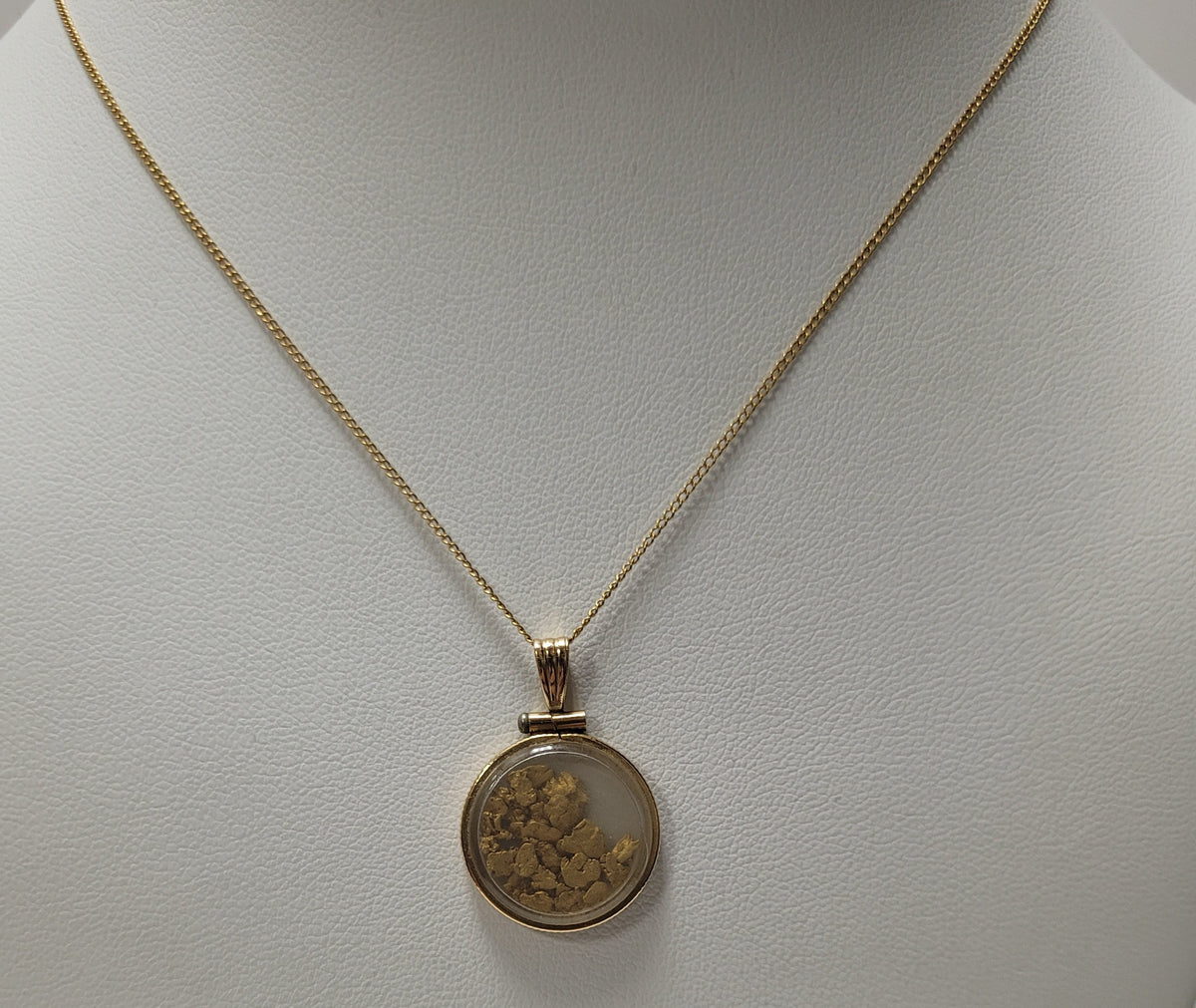 Vintage 14K Yellow Gold Panning For Gold Nuggets Necklace