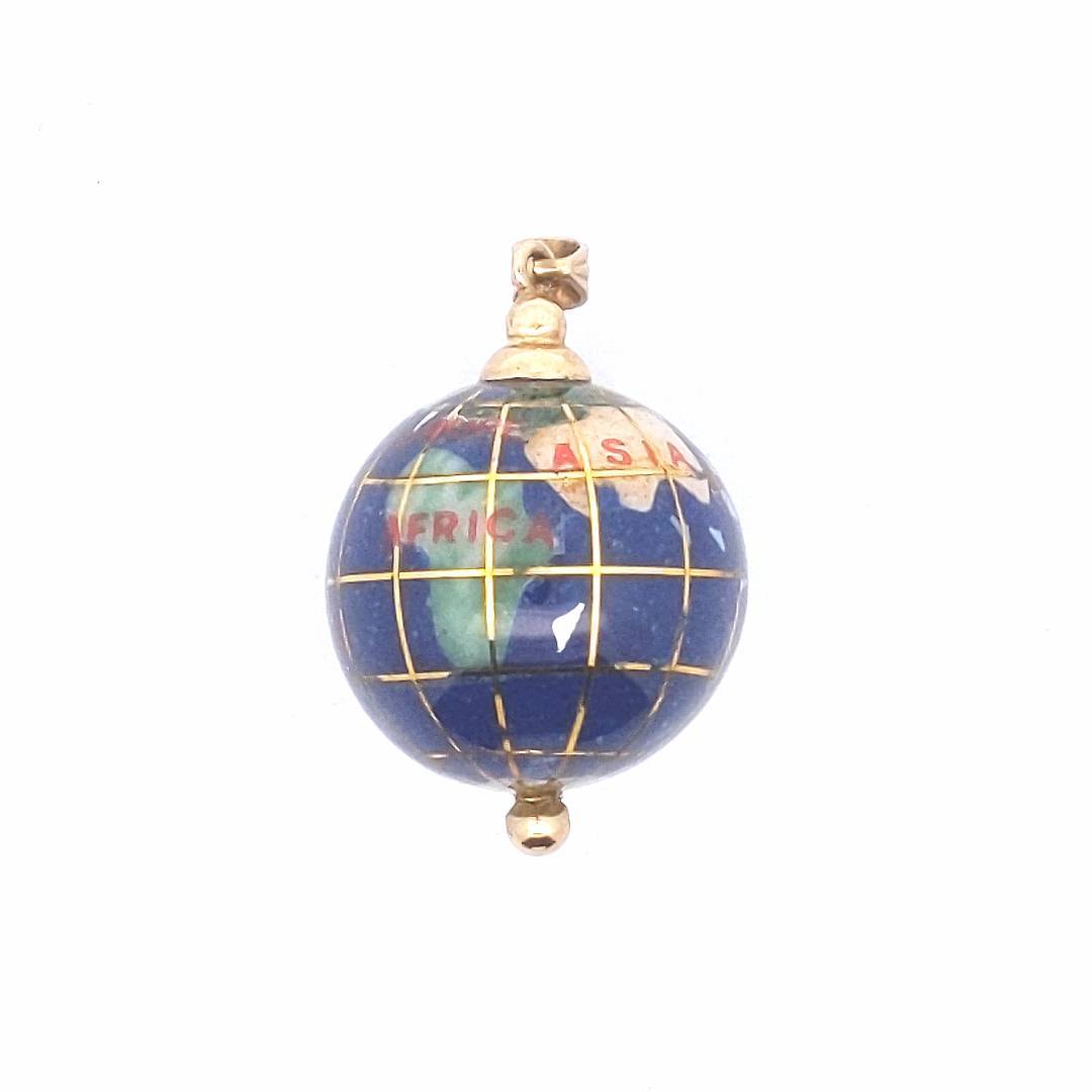 Estate $250 14K Yellow Gold Gemstone Inlay World Globe Pendant