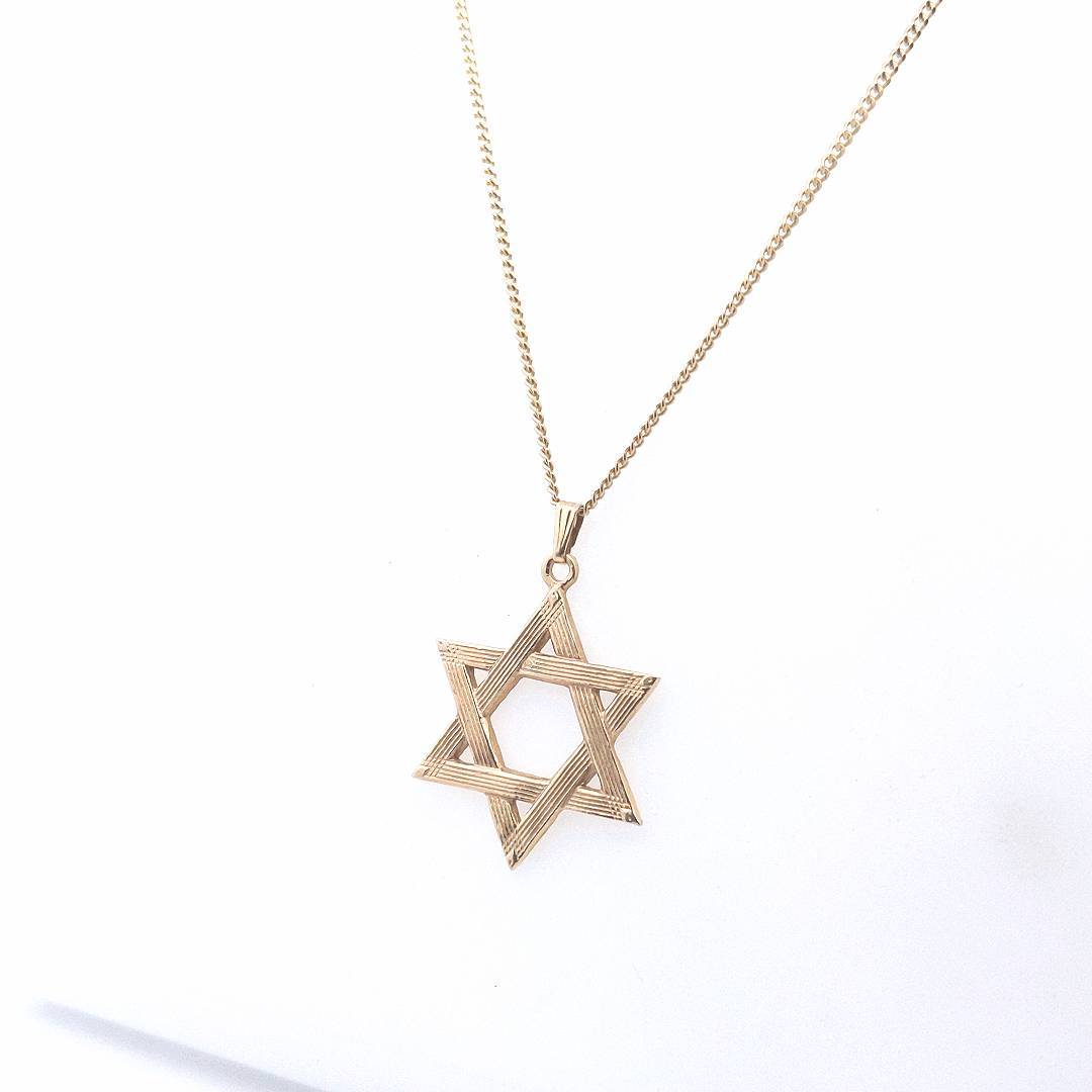 Estate $640 14K Yellow Gold Star of David Necklace