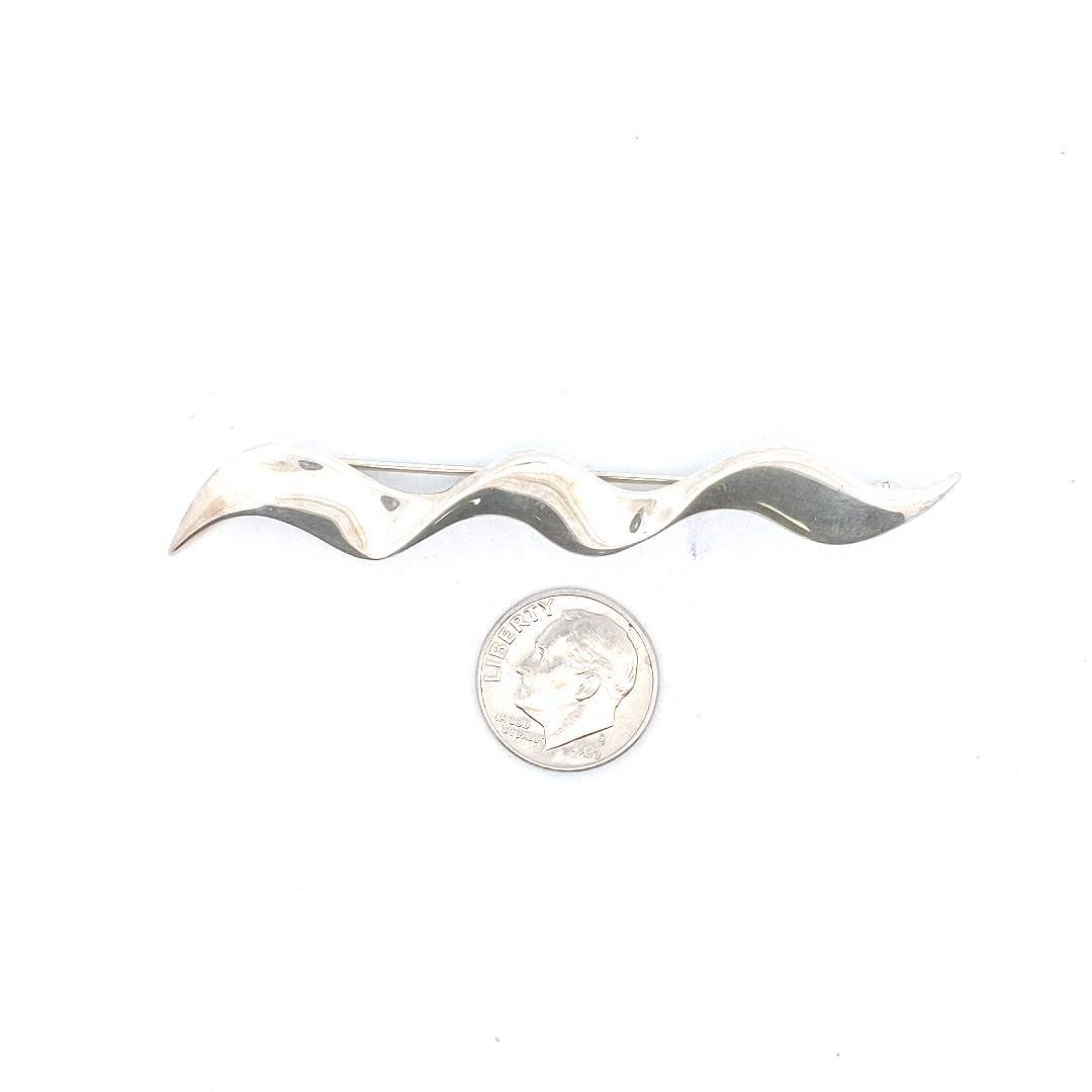 Designer $200 Sterling Silver Tiffany & Co. Paloma Picasso Wave Pin