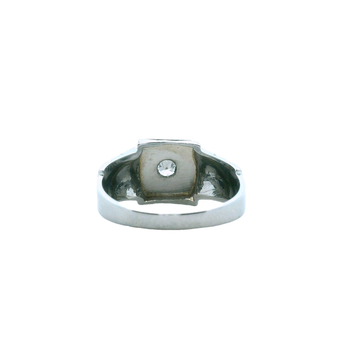 17K White Gold Carved Art Deco Diamond Ring