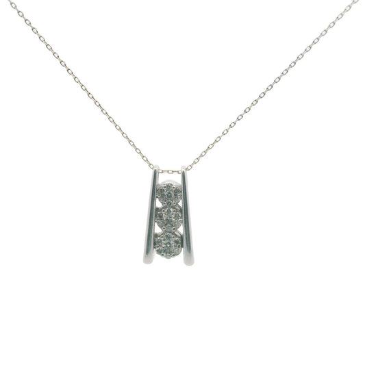 14K White Gold Diamond Cluster Necklace