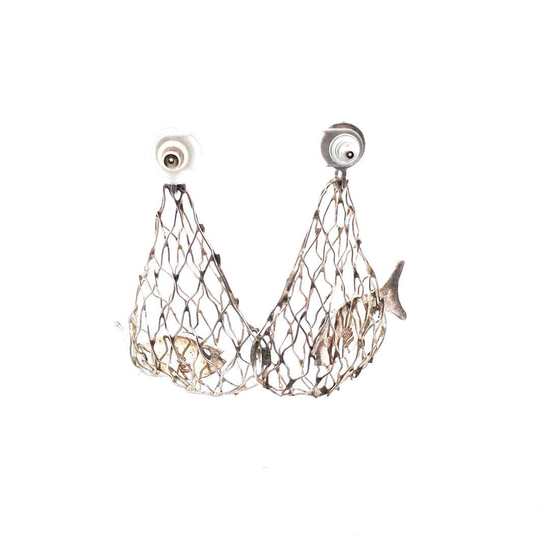 Carsi Sterling Silver Onyx Fish In Net Earrings