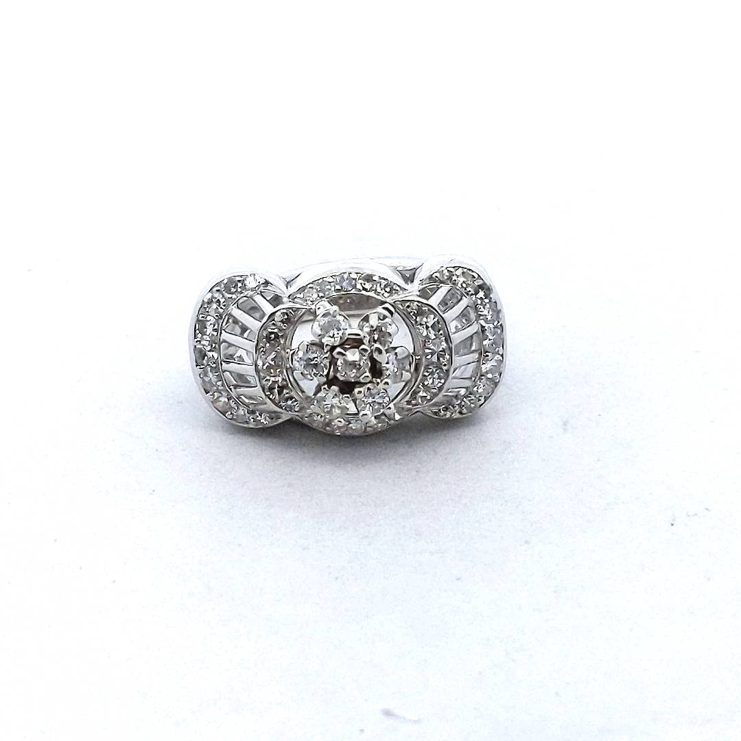 Vintage Platinum Retro Diamond Retro Ring