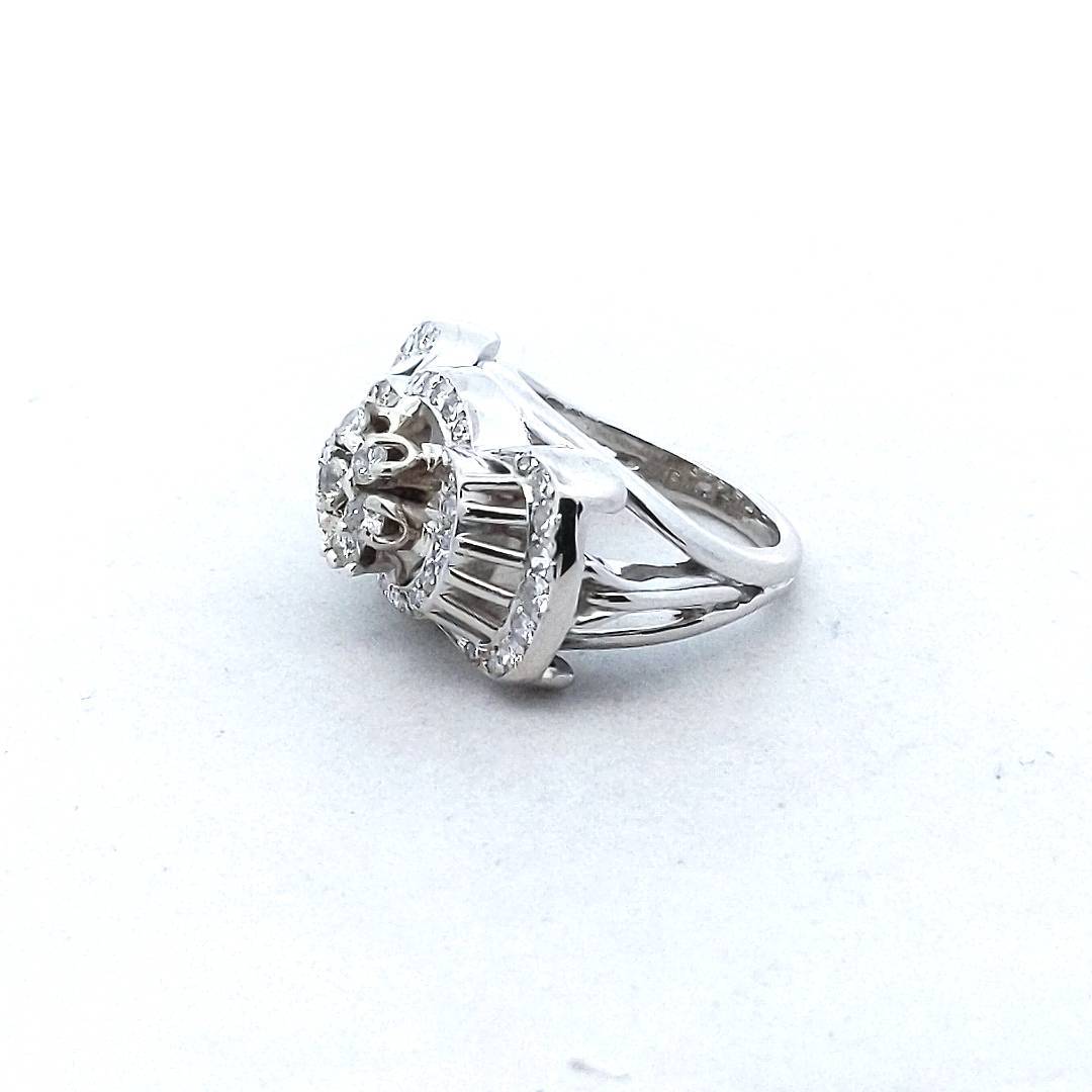 Vintage Platinum Retro Diamond Retro Ring