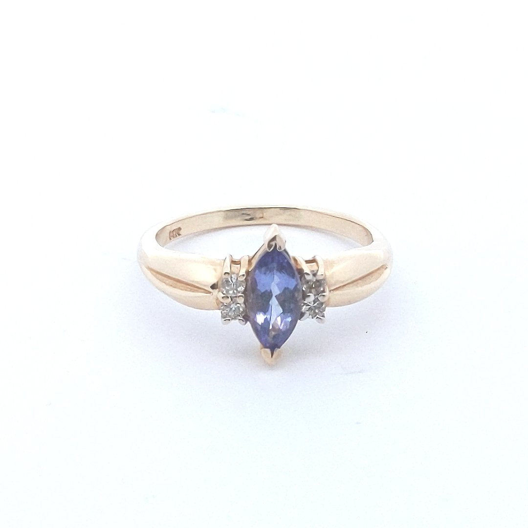 Estate $700 14K Yellow Gold Tanzanite Diamond Ring