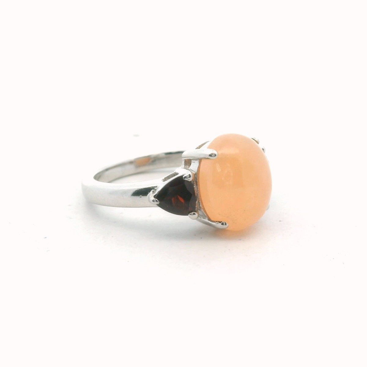 Sterling Silver Peach Jade & Garnet Ring