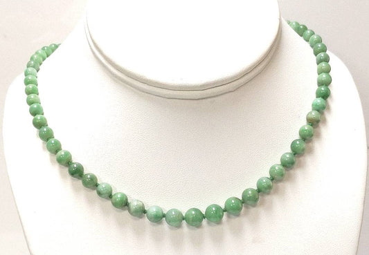 Vintage 14K Yellow Gold Jadeite Graduated Bead Necklace