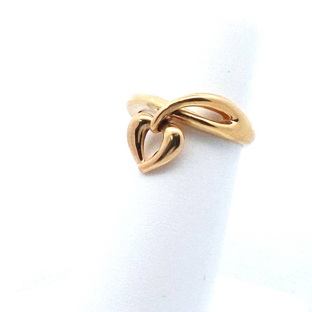 Vintage Vendome Aoyama 18K Yellow Gold Crossover Heart Charm Ring