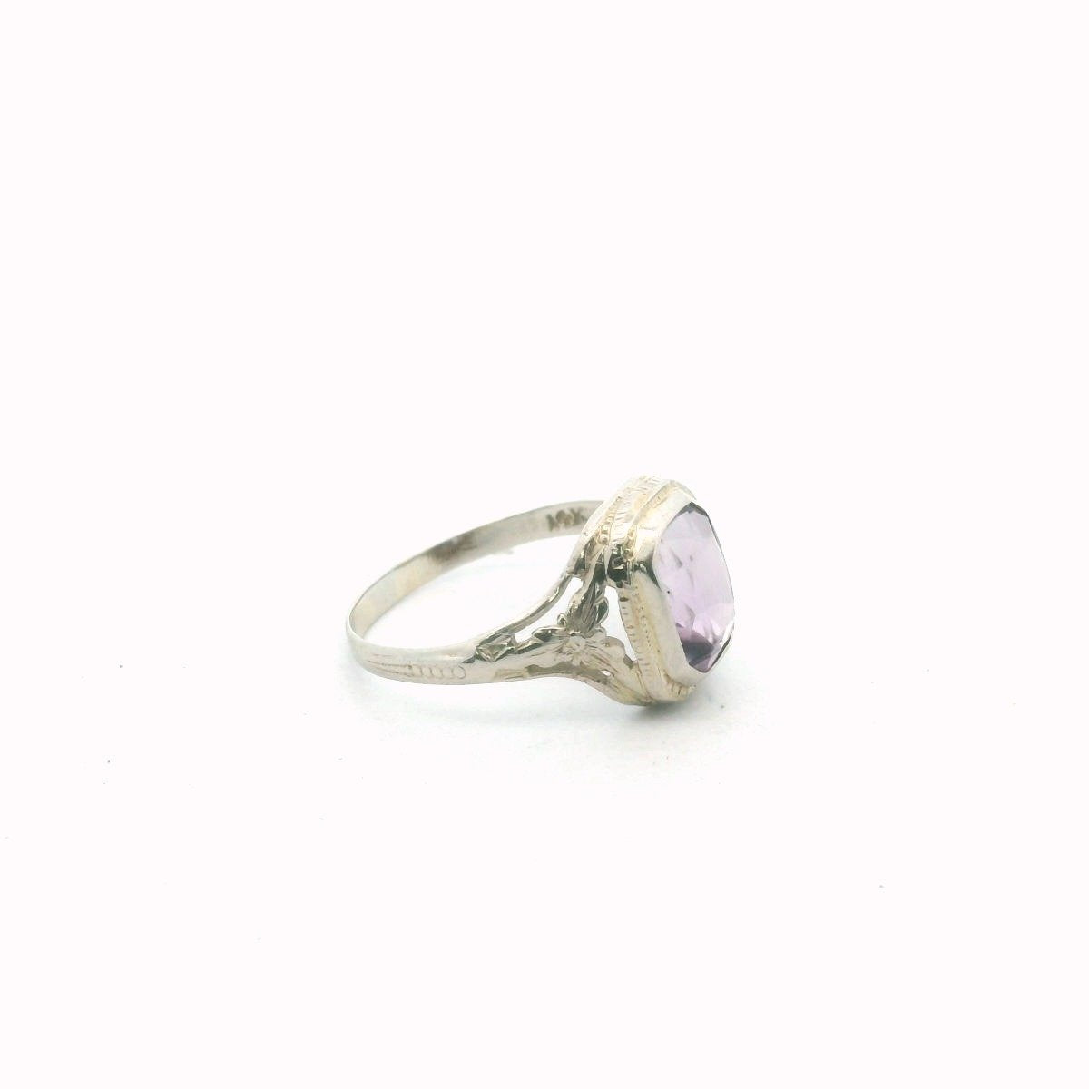 Antique 14K White Gold Amethyst Filigree Ring