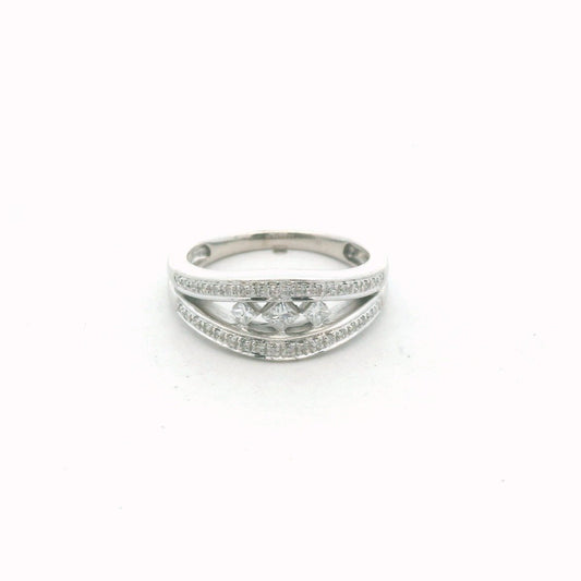 14K White Gold Diamond Engagement Ring