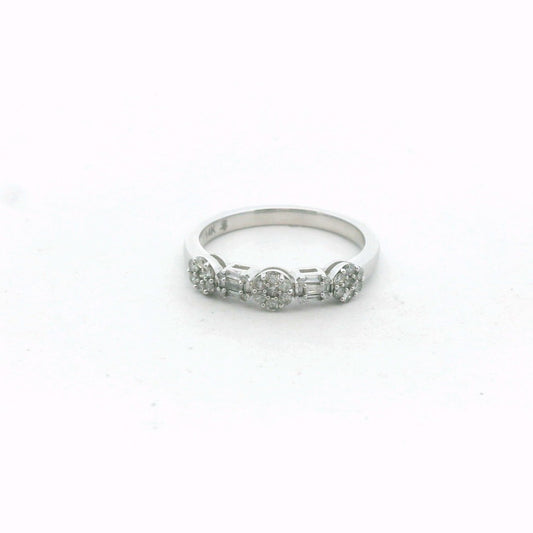 14K White Gold Diamond Ring