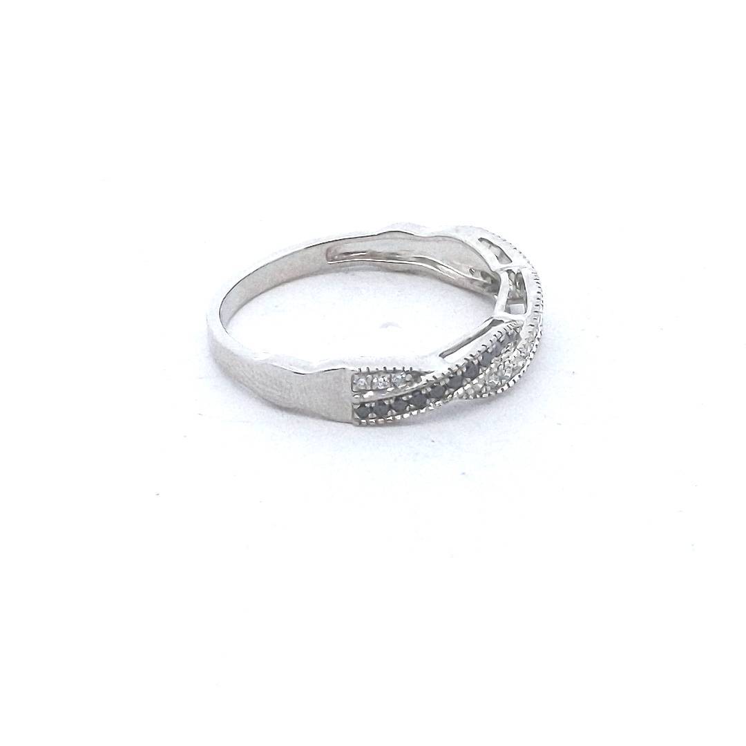 Estate $700 Platinum Black & White Diamond Woven Band