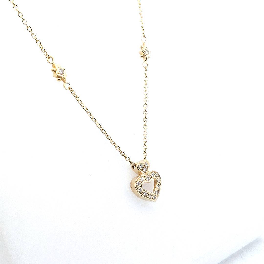 Estate $1100 14K Yellow Gold Diamond Heart Necklace