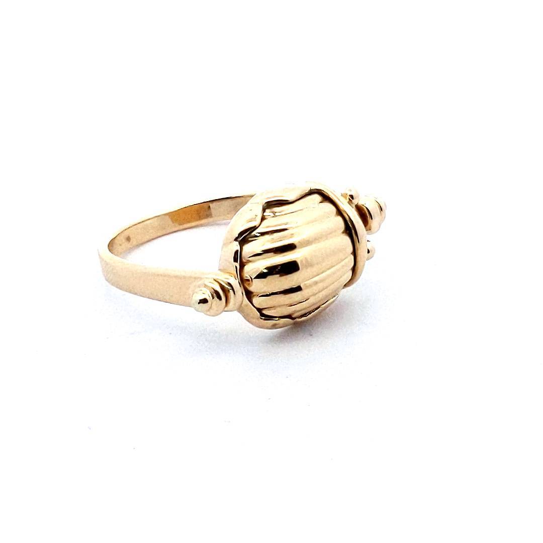 Tiffany & Co $3000 18K Yellow Gold Scarab Beetle Spinner Ring