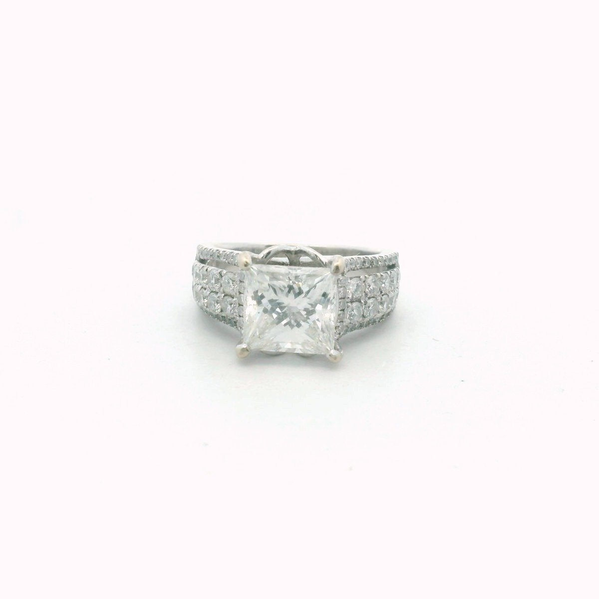 18K White Gold 2.48ct Laser Drilled Fracture Filled Diamond Engagement Ring