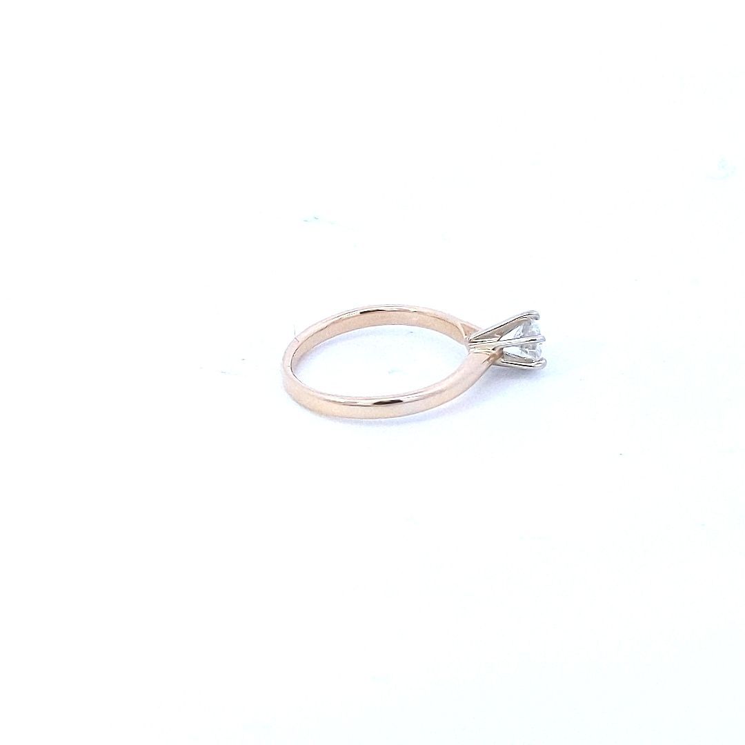 Estate $900 14K Two Tone Gold Round Natural Diamond Solitaire Ring