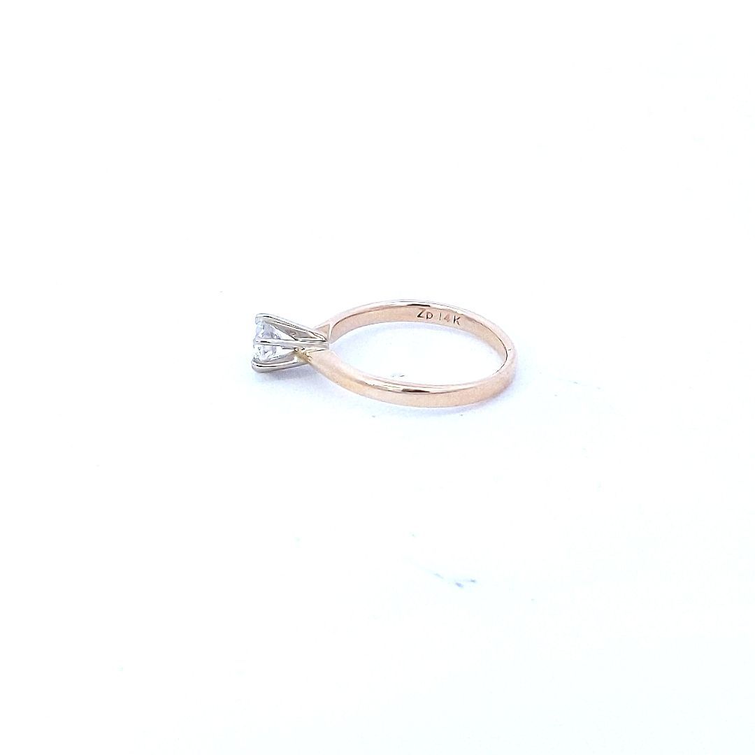 Estate $900 14K Two Tone Gold Round Natural Diamond Solitaire Ring