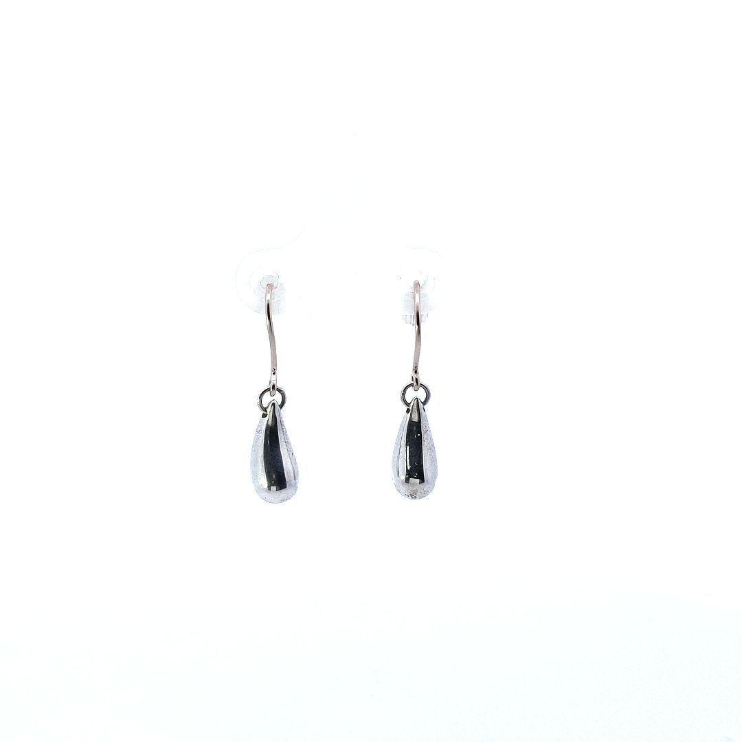Designer $250 Tiffany & Co Sterling Silver Elsa Peretti Teardrop Earrings