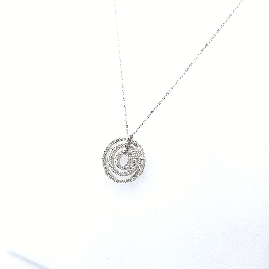 Estate 14K White Gold Diamond Circle Pendant Necklace