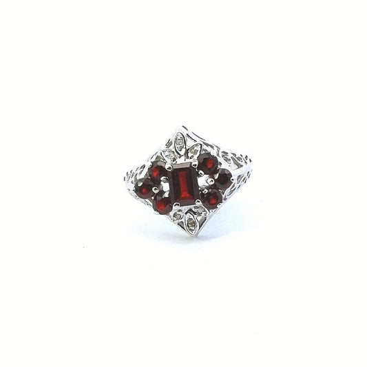 Estate $500 14K White Gold Garnet Diamond Cluster Ring With Scrollwork