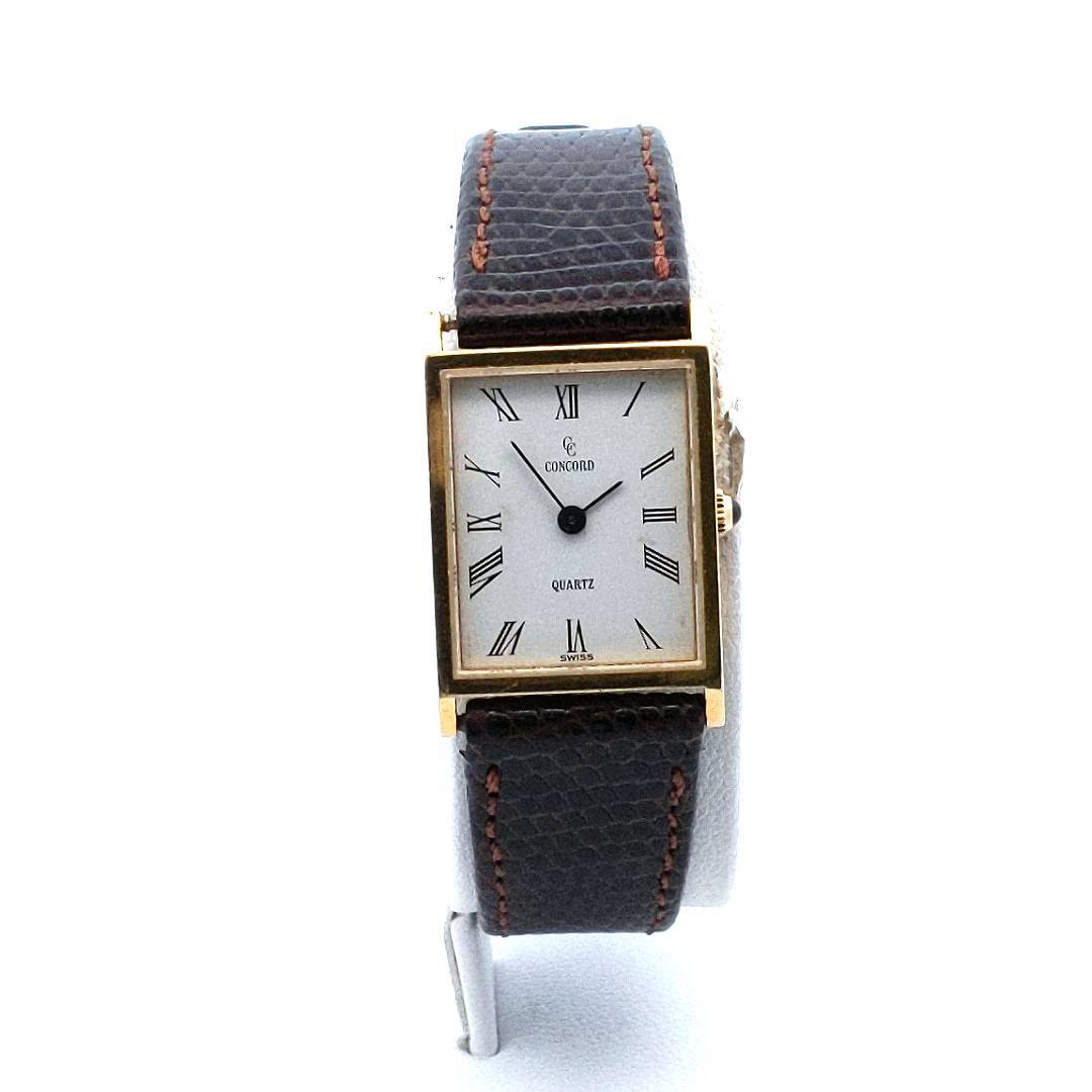 Designer $1000 18K Yellow Gold Concord Quartz Tank Watch