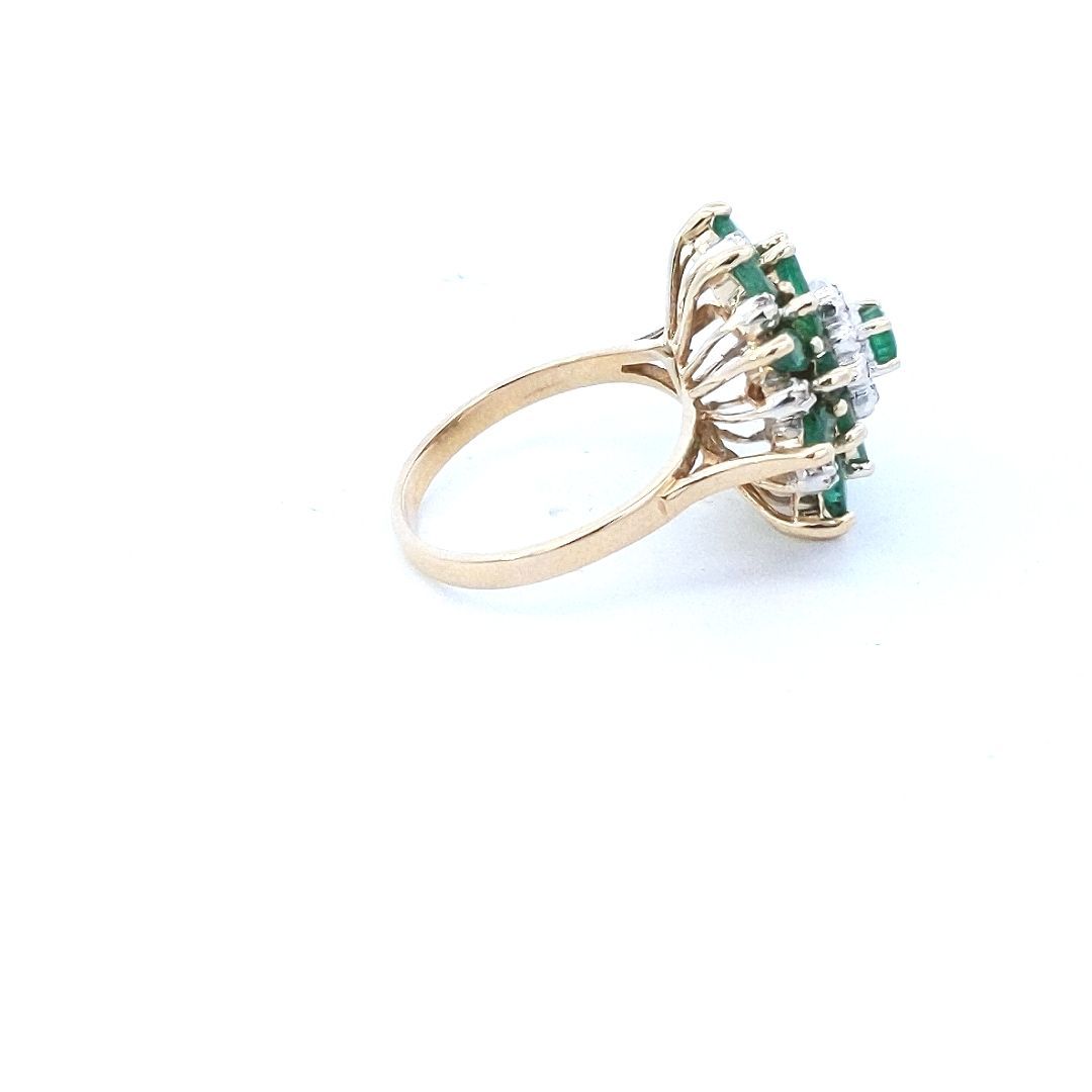 Estate $900 14K Two Tone Gold Emerald & Diamond Cluster Cocktail Ring