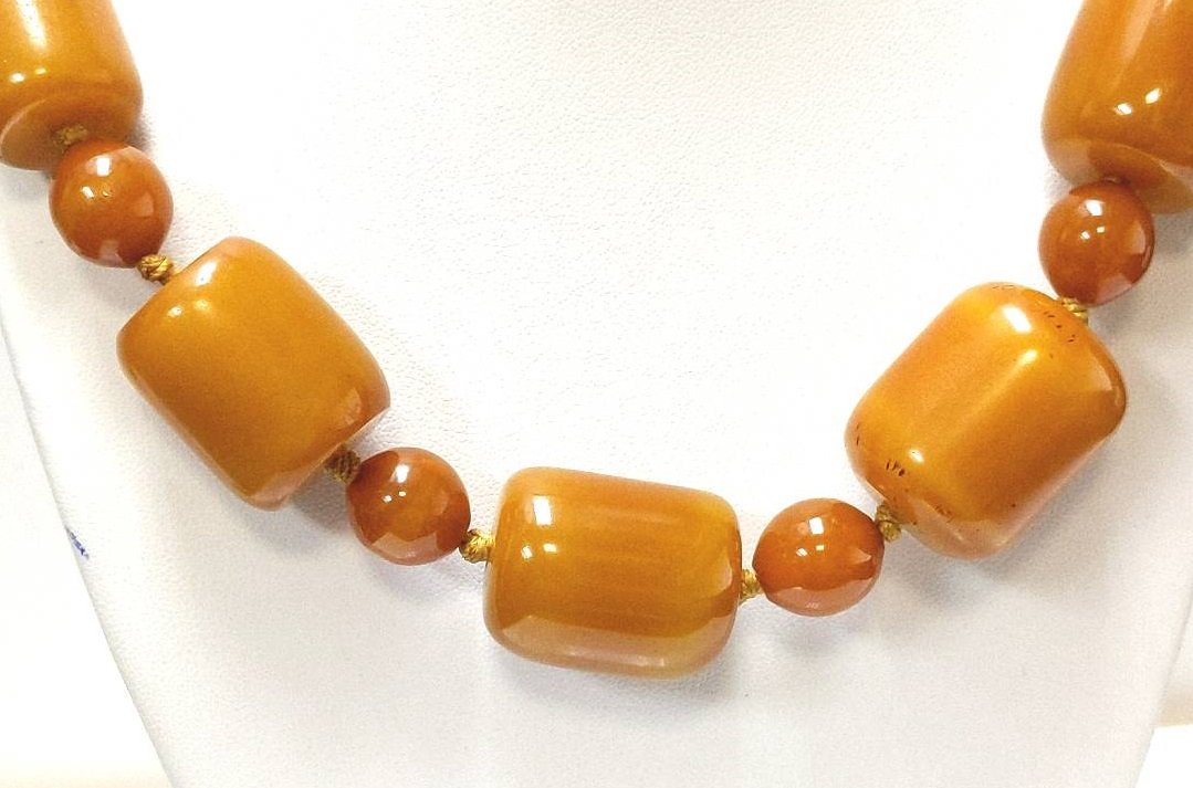 Estate Butterscotch Bakelite Bead Necklace