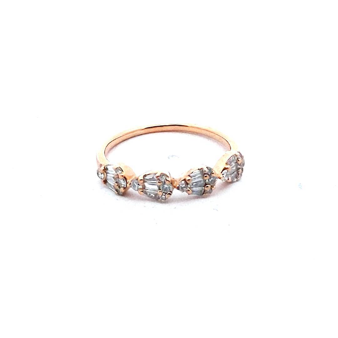 Estate 14K Yellow Gold Baguette & Round Diamond Band