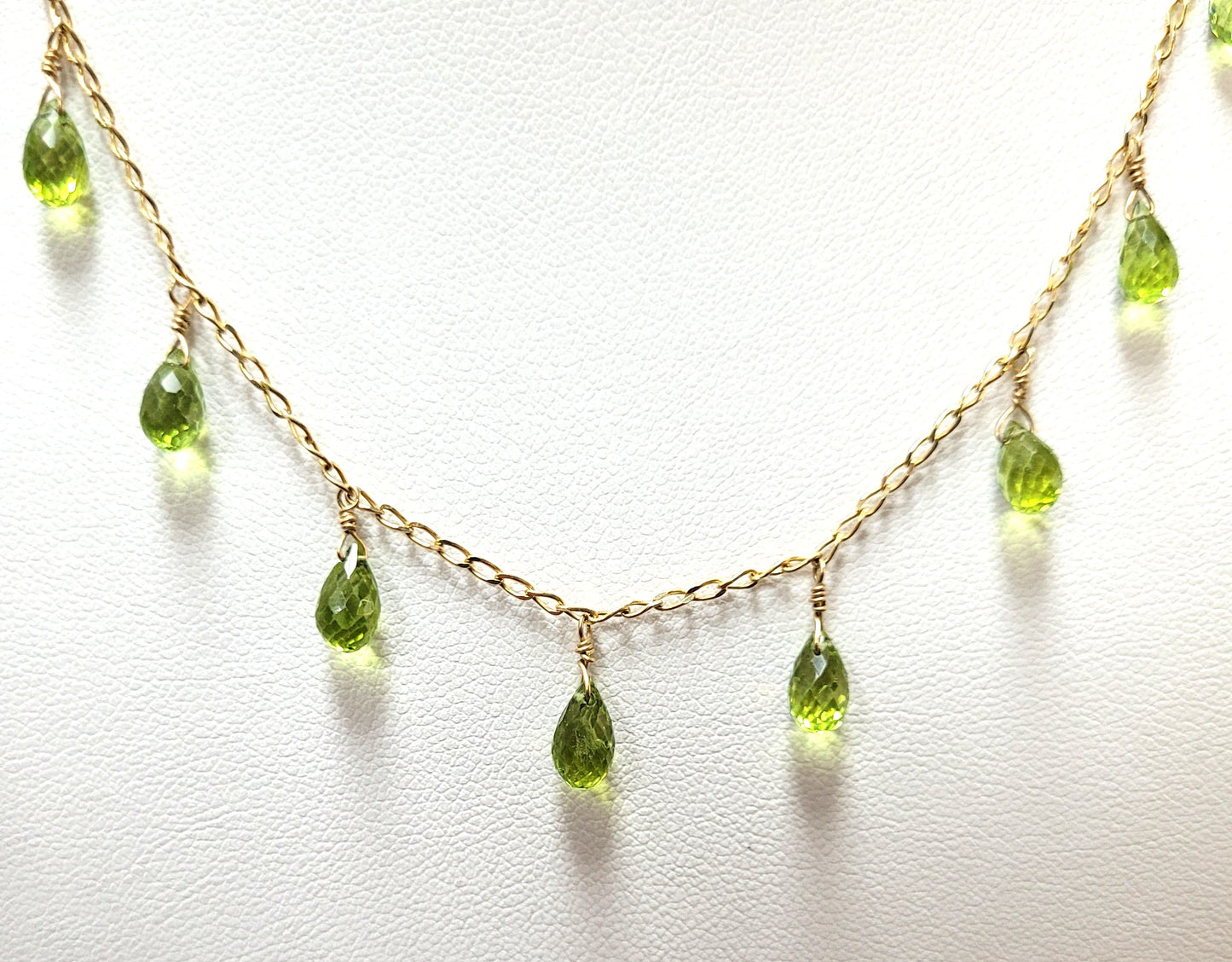Estate $700 14K Yellow Gold Briolette Peridot Drop Necklace