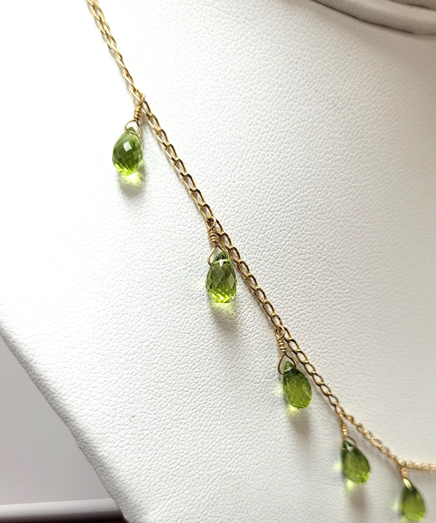 Estate $700 14K Yellow Gold Briolette Peridot Drop Necklace