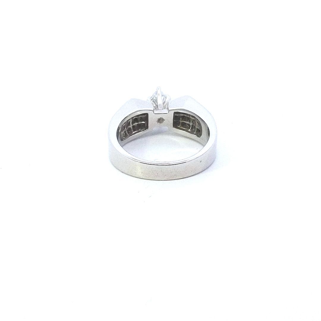 Estate $3000 18K White Gold Diamond Engagement Style Ring