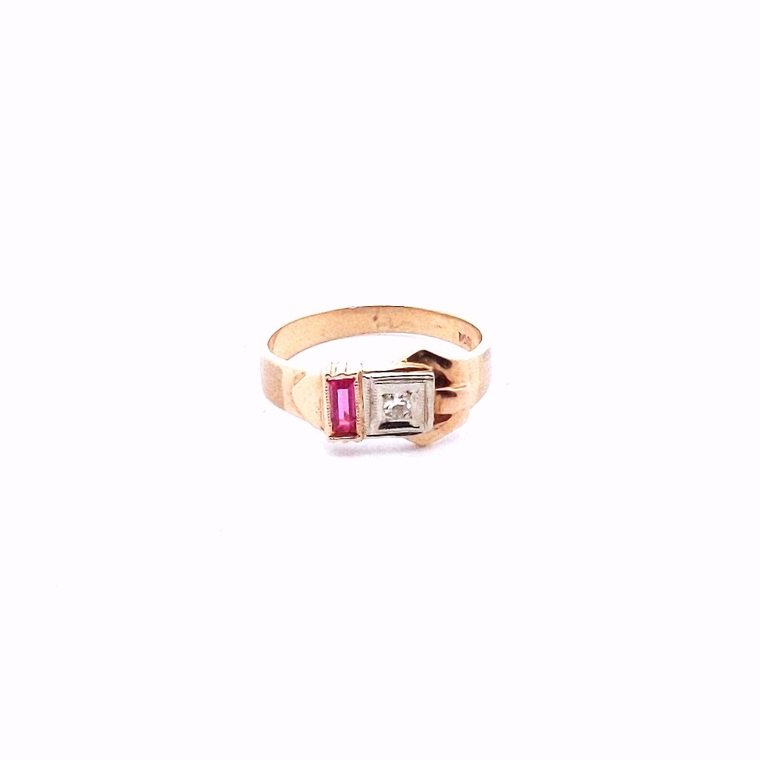 Vntage 14K Two Tone Gold Art Deco Diamond Lab Created Ruby Buckle Style Ring