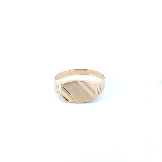 Vintage $330 14K Yellow Gold Signet Ring