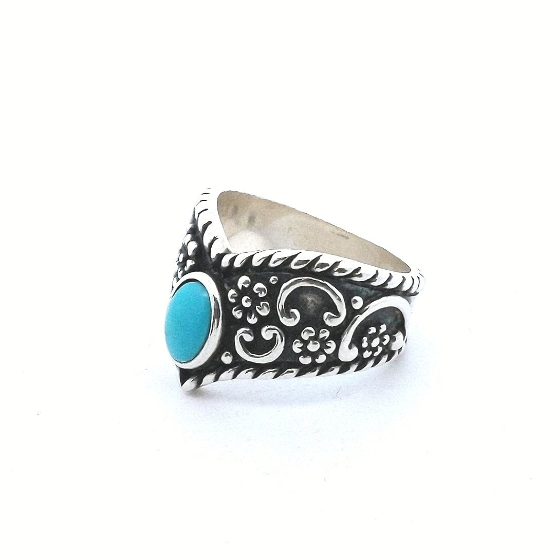 Estate $40 Sterling Silver Turquoise Ring