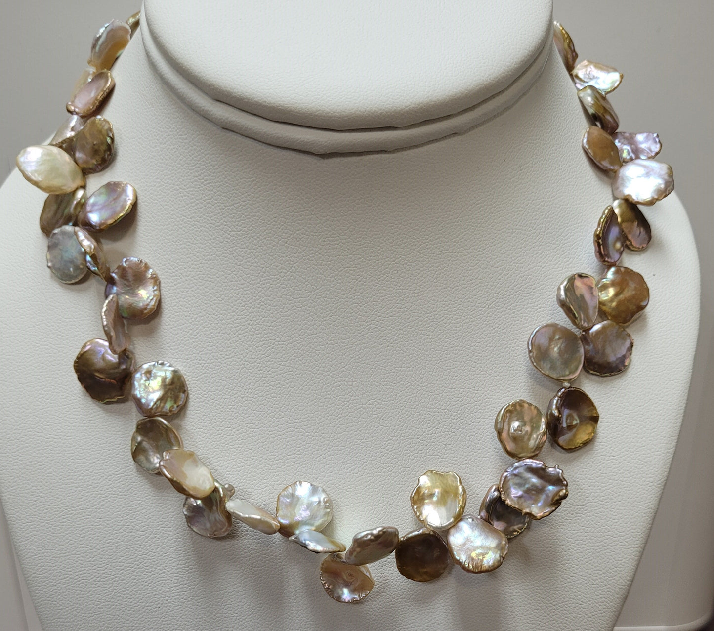 Estate $250 14K Yellow Gold Cultured Coin Pearl Necklace