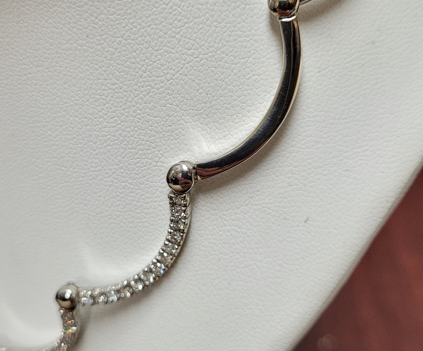 Estate $4000 14K White Gold Diamond Scalloped Necklace