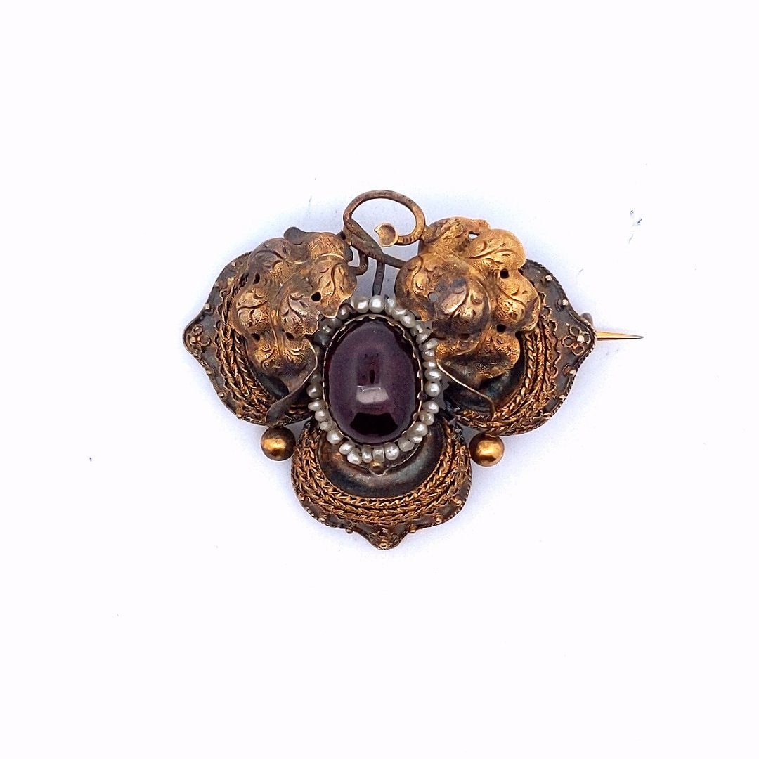 Antique 14K Yellow Gold Victorian Garnet Seed Pearl Brooch