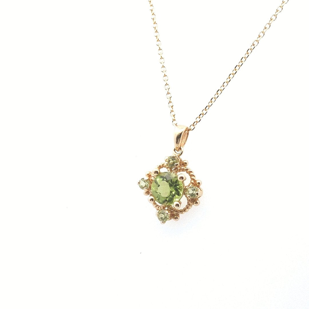 Estate $400 14K Yellow Gold Peridot Rope Pendant Necklace