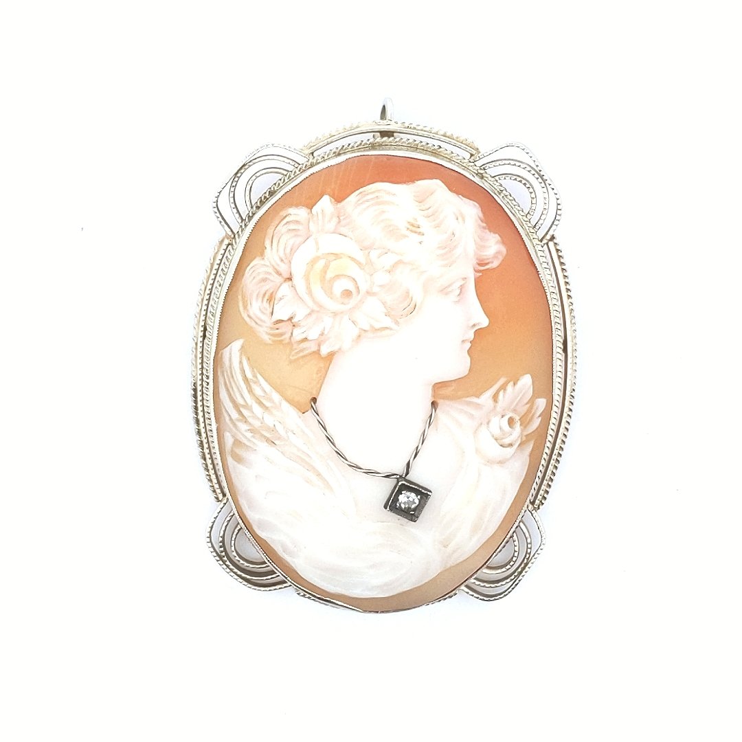 Antique $750 14K White Gold Carved Shell Cameo Diamond Pendant Brooch